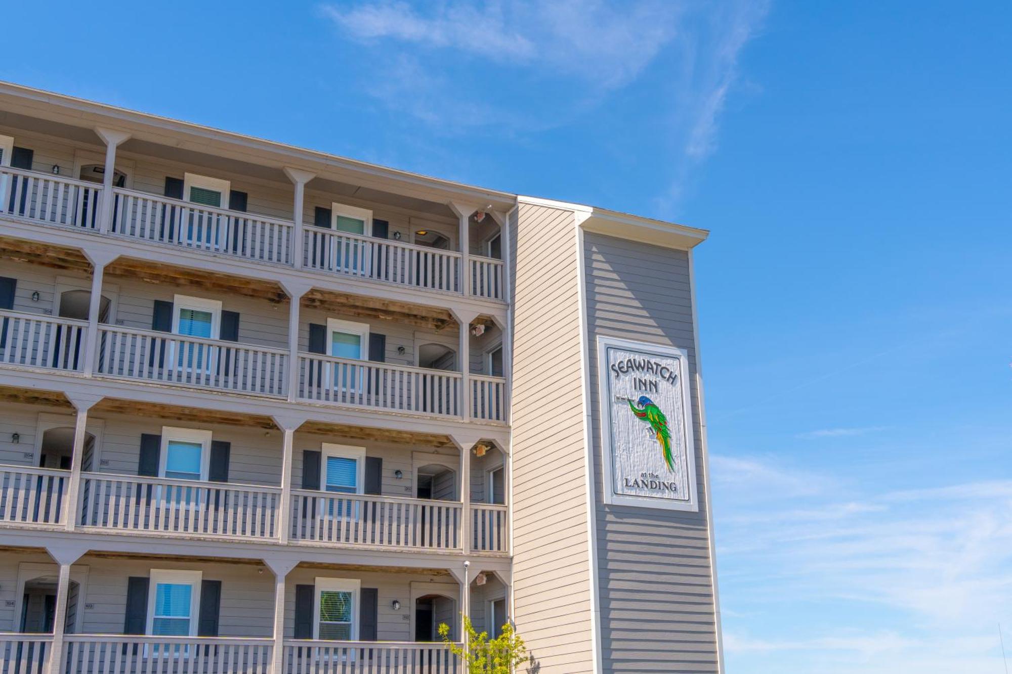 Sea Watch Inn At The Landing Garden City Exterior photo