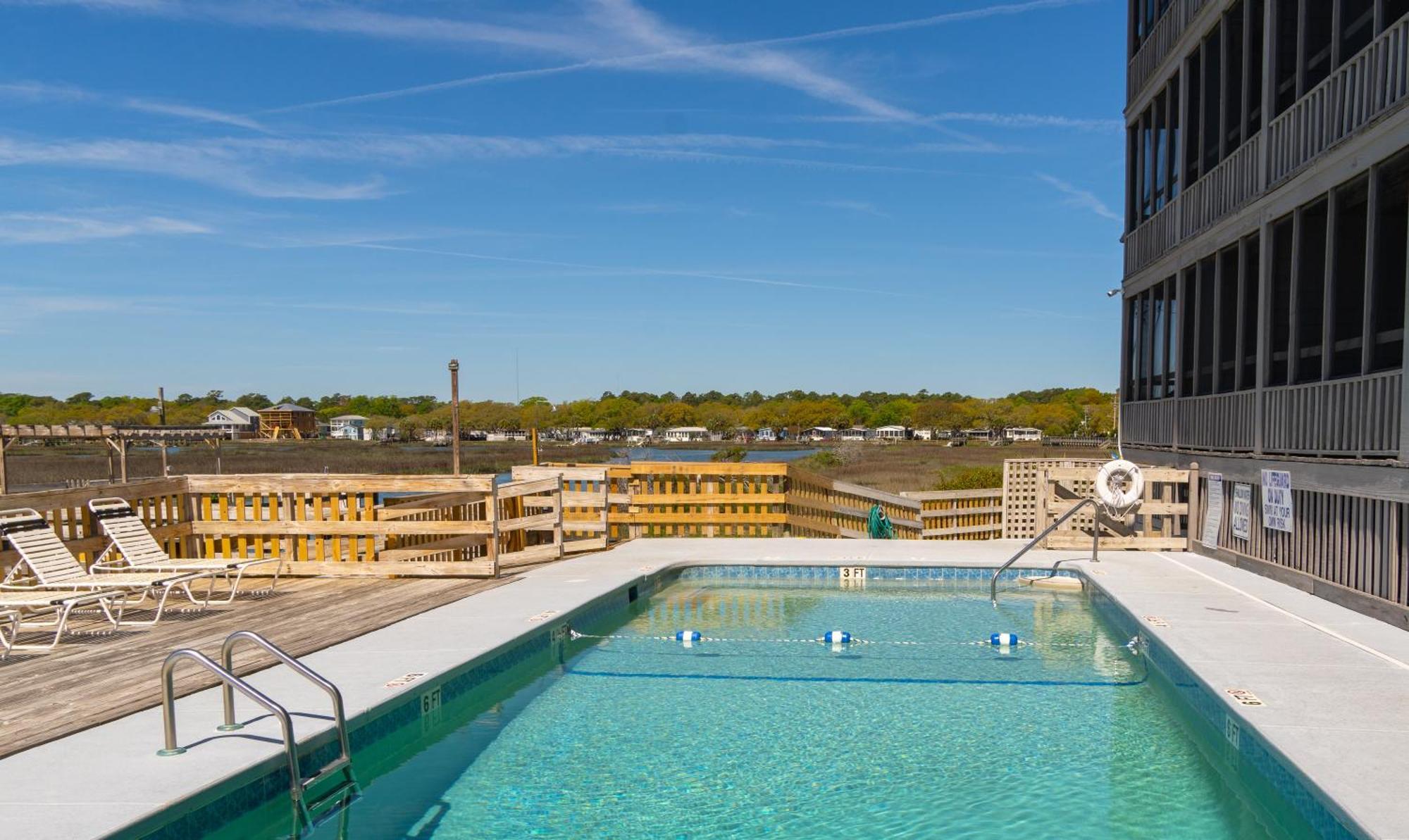 Sea Watch Inn At The Landing Garden City Exterior photo