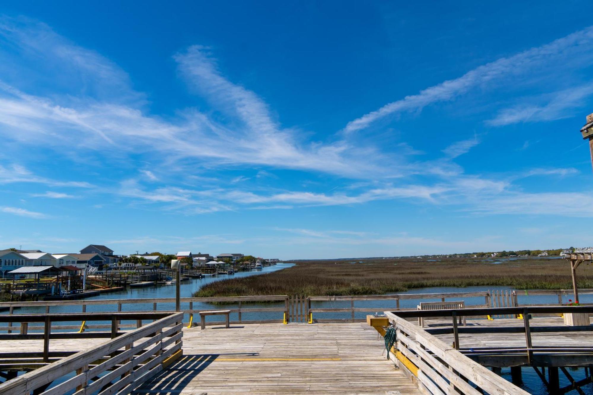 Sea Watch Inn At The Landing Garden City Exterior photo
