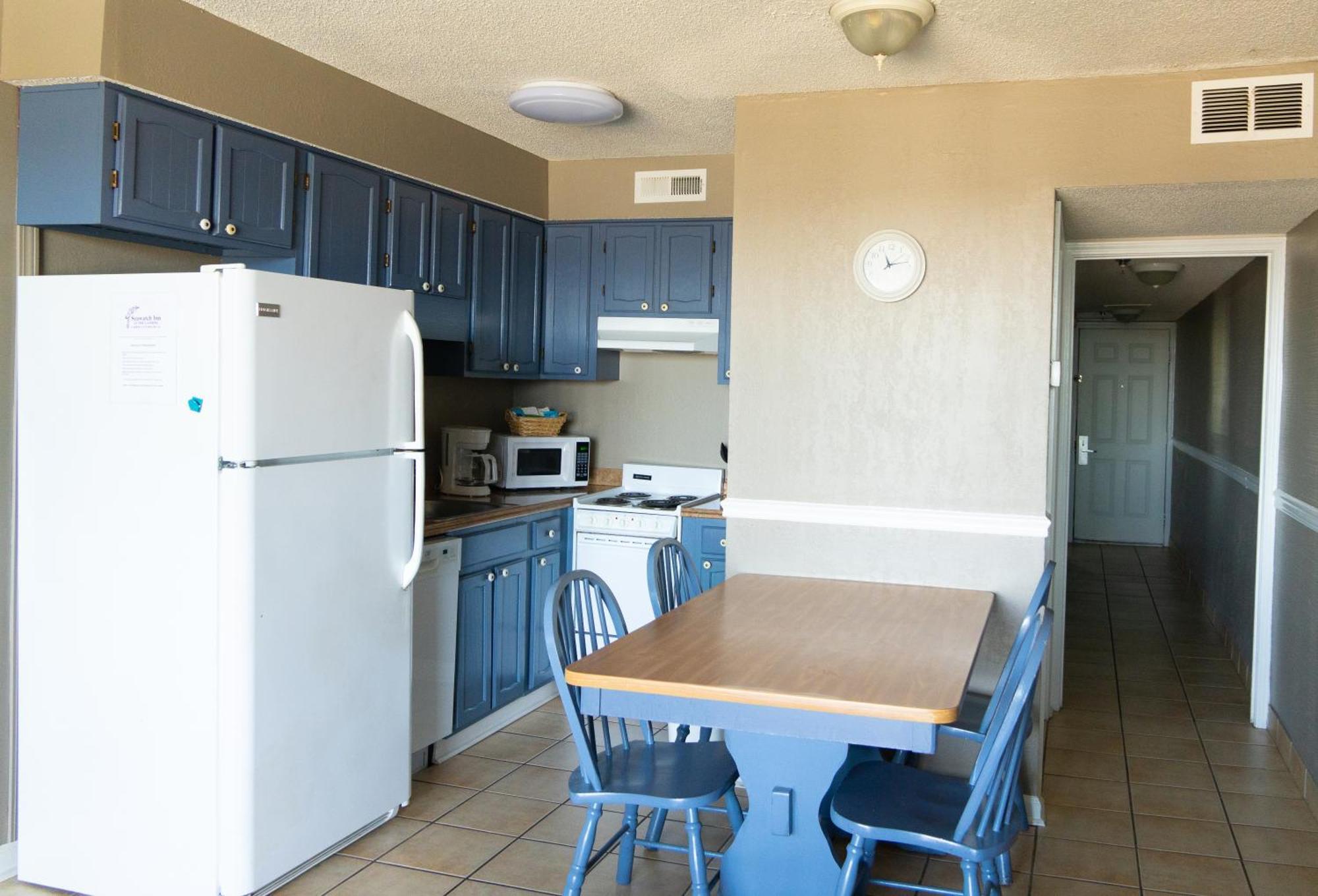Sea Watch Inn At The Landing Garden City Exterior photo