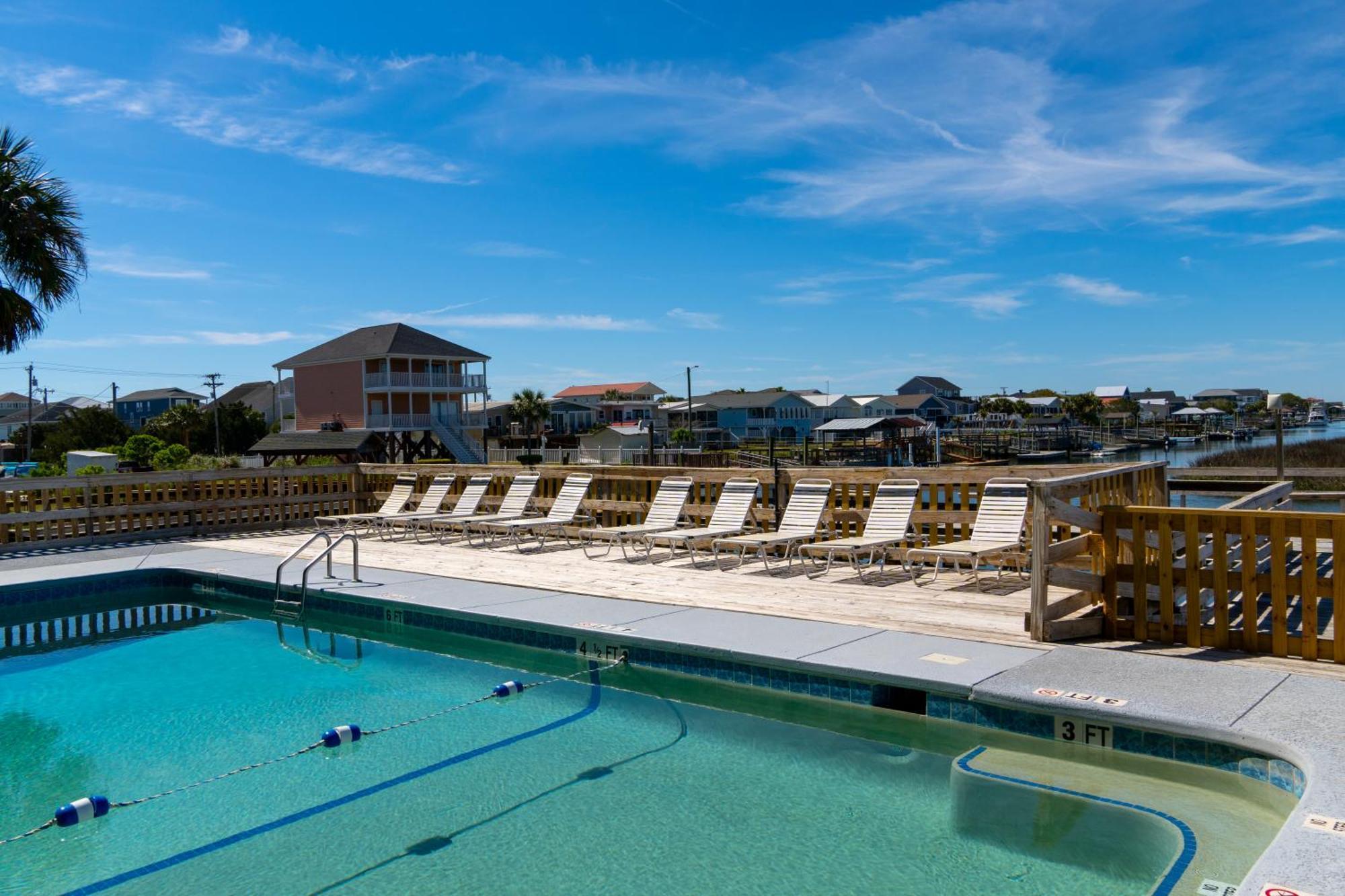 Sea Watch Inn At The Landing Garden City Exterior photo