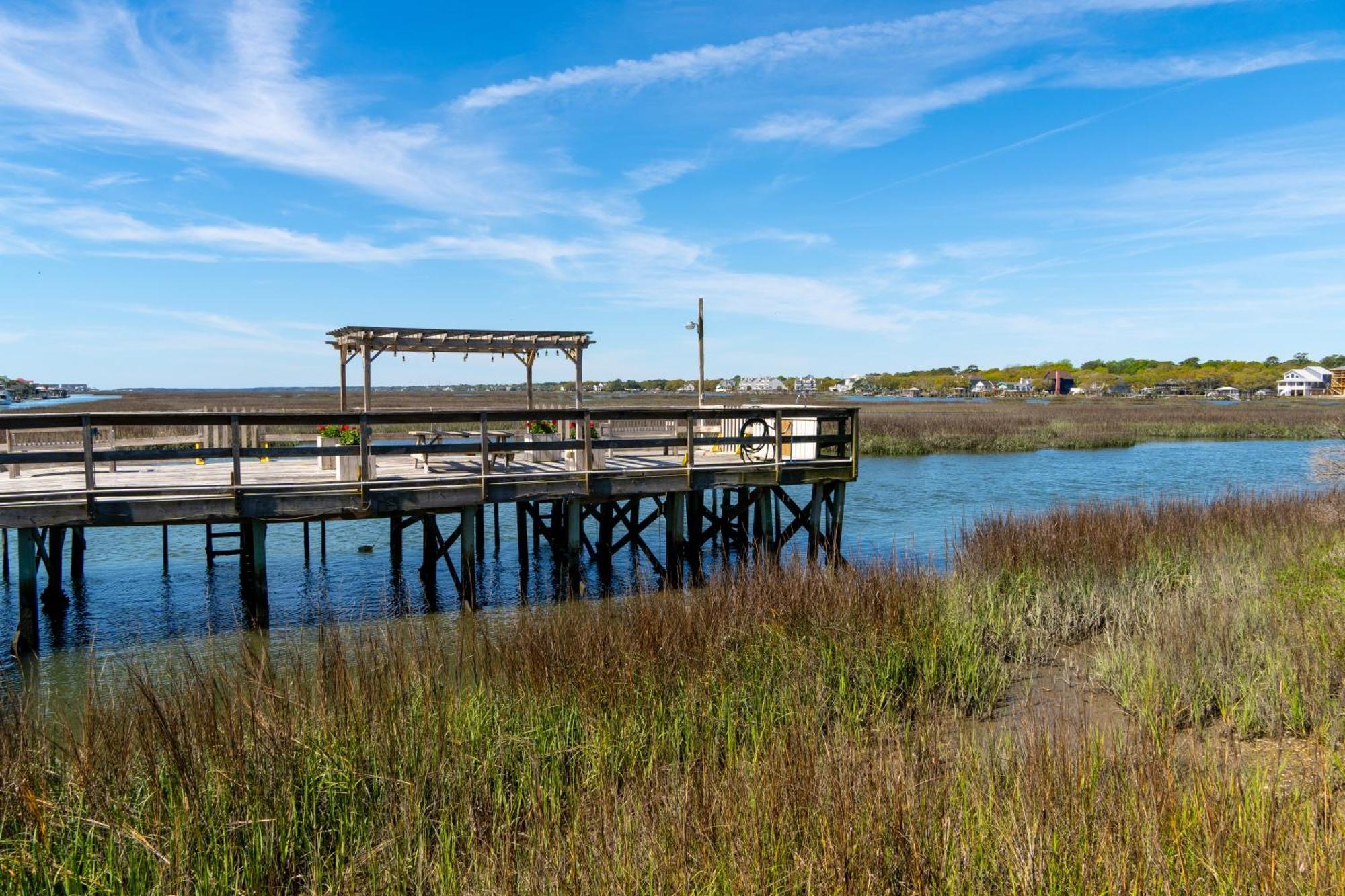 Sea Watch Inn At The Landing Garden City Exterior photo