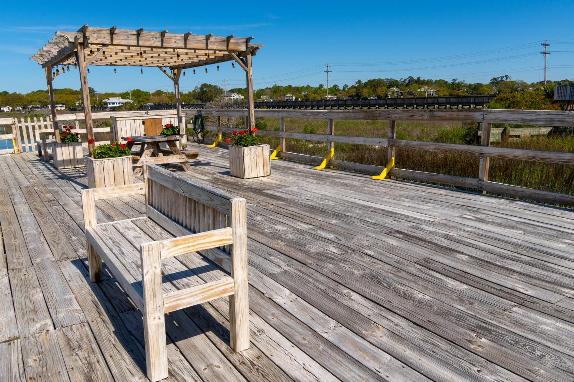 Sea Watch Inn At The Landing Garden City Exterior photo
