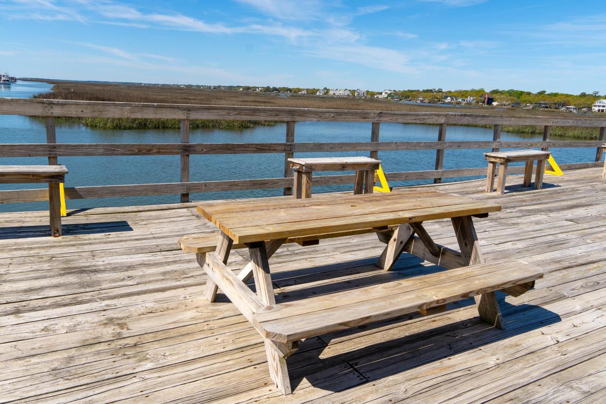 Sea Watch Inn At The Landing Garden City Exterior photo